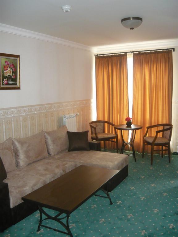 Amsterdam Hotel Sofia Exteriör bild
